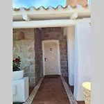 Casa Mariu' ,con Giardino Vista Mare * לישה די ואקה