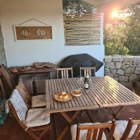 Tatil Evi Casa Mariu' ,con Giardino Vista Mare Liscia di Vacca