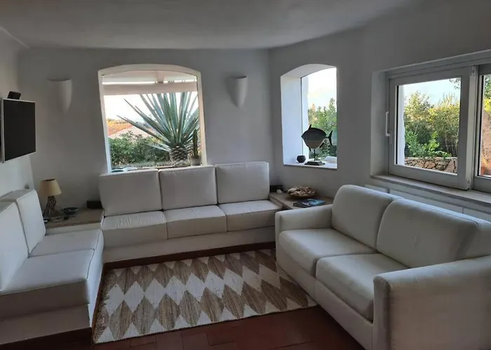 Tatil Evi Casa Mariu' ,con Giardino Vista Mare Liscia di Vacca