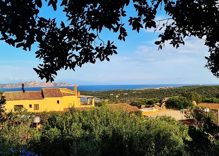Casa Mariu' ,con Giardino Vista Mare * Liscia di Vacca