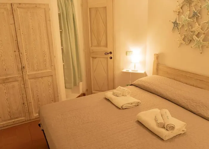 Casa Mariu' ,con Giardino Vista Mare Tatil Evi *